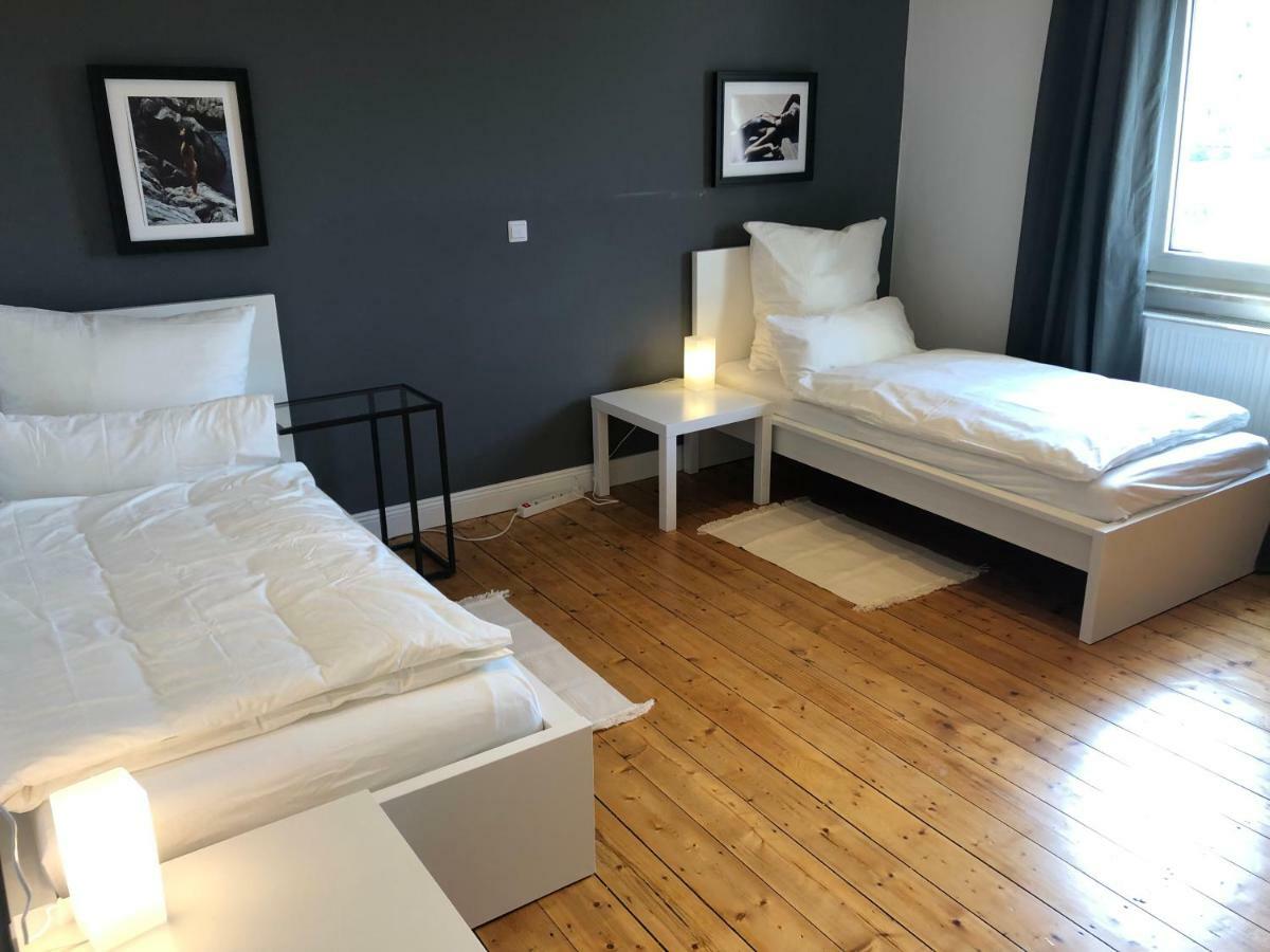 Luxe Apartment Am Rhein Вормс Екстериор снимка