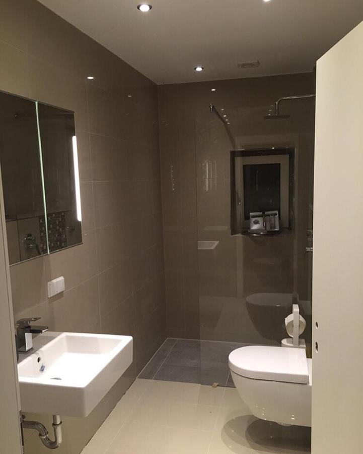 Luxe Apartment Am Rhein Вормс Екстериор снимка